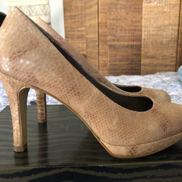 Tan Womens heels by Moda Spana